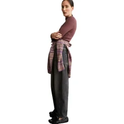 Alaania knit sweater