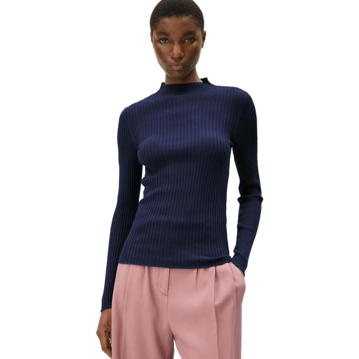 Alaania knit sweater