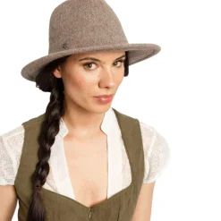 Fedora