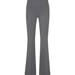Flared Leggings Embraced