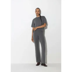Flared Leggings Embraced