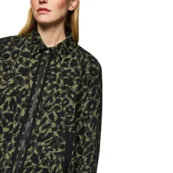 Jacke aus stretch-stoff