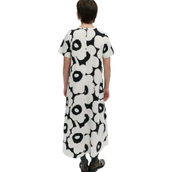 Kleid PISTEINEN UNIKKO