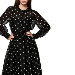 Langes tupfen-kleid aus seide und leinen