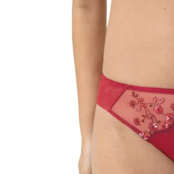 String Delightful