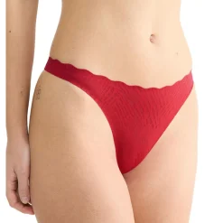 String ZERO Feel Bliss Festive