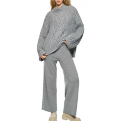 Zopfstrickpullover